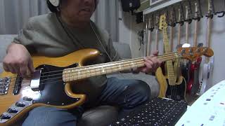 Daryl Hall &amp; John Oates Woman Comes and Goes Live 1979 Bass Cover