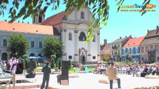 preview picture of video 'Vác and Esztergom, Hungary - Unravel Travel TV'