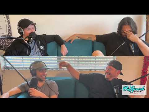 Big Grande: Gift Wrapping - Gullible Bae