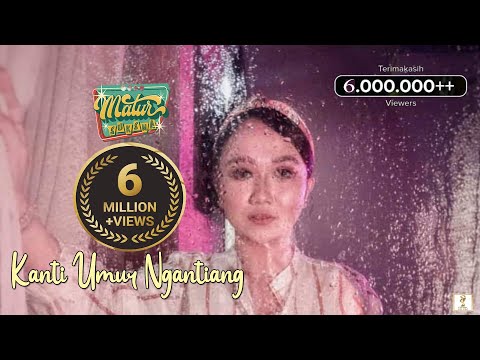 Putri Bulan - KANTI UMUR NGANTIANG (Official Music Video)
