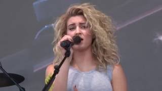 Tori Kelly - &quot;City Dove&quot; (Live in San Diego 7-9-16)