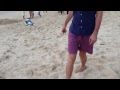 Скрипучий песок на пляже Карон, Тайланд 
