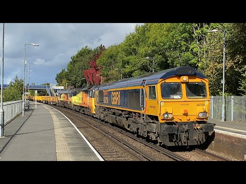 ex German gbrf class 66750 passes redbridge with 70808 and 66848 working 6o41 7th of October 2022