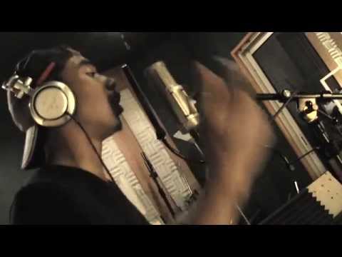 L'EQUIPE TYPE - ROCKET HOOD ( 75011 )  NAY - B2M - DAYAS - RON.A