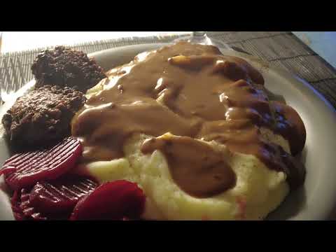 MongoTV_8271 - Min Aftensmad - DANISH MUKBANG - Del 1 - HAKKEBØFFER Med KARTOFFELMOS og BRUN SOVS