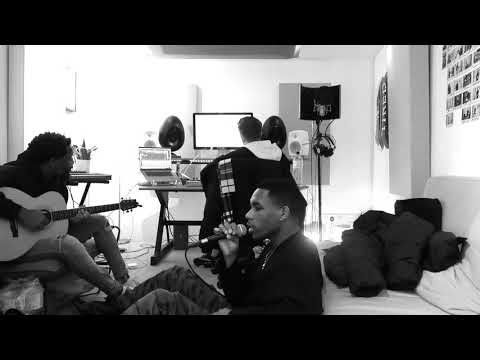 Tom Tripp 'TAM' Studio session with Grades & Coffee