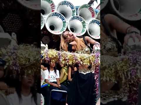 Chhu le chhu le aa mujhe chhu le #dancer