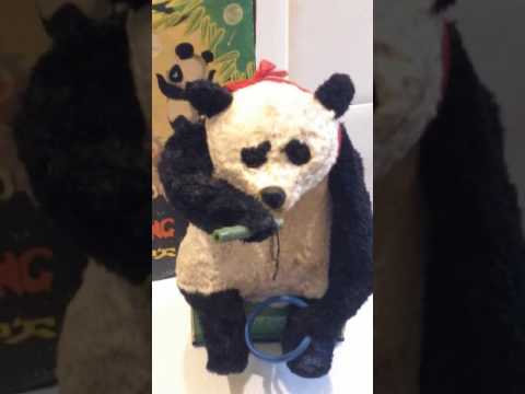 RED CHINA SHANGHAI ME 781 Bubbling Panda TIN TOY + box +video