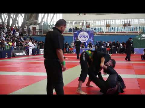 IBJJF London Fall Open 2017 - Tyrone Elliott vs. Ali Abdulrazak