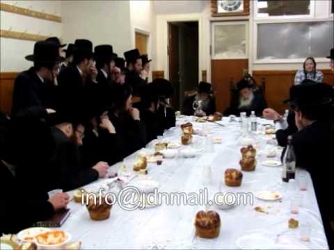 Chernobil Rebbe Commemorates Yahrtzeit Of R' Aharon Of Chernobil - Kislev 5773