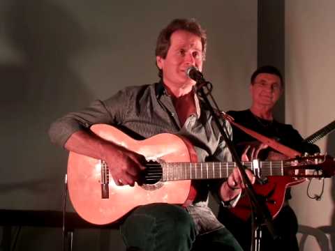 אורי הרפז בשיר של עילי בוטנר