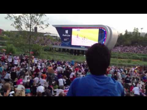 London 2012: Mo Farah wins 5000m gold, Olympic Park