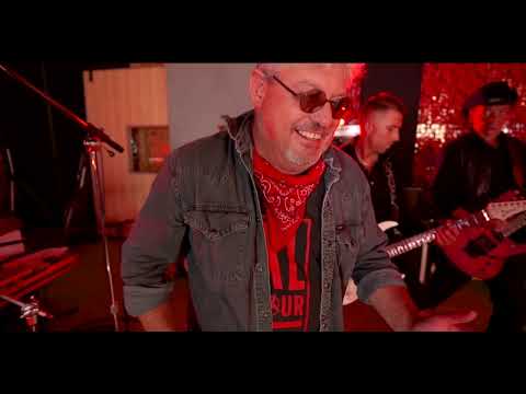 CALLE DEL RUÍDO. Non son o único. (feat. XUTOS & PONTAPÉS). Videoclip oficial.