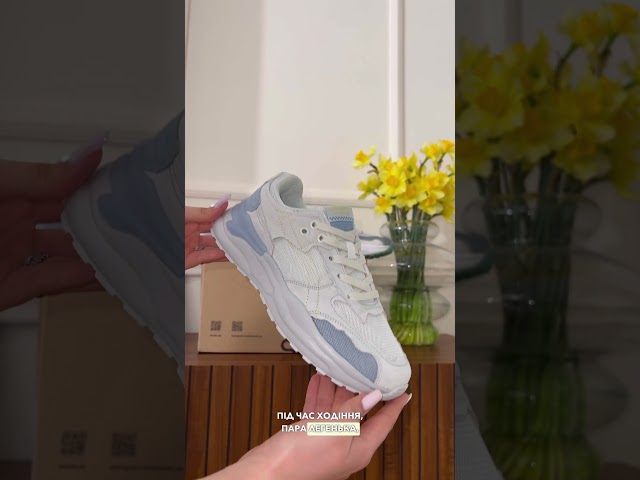 Чоботи жіночі шкіряні байка хутро 592641 Чорний Кросівки жіночі замшеві 588764 М'ятні блакитні