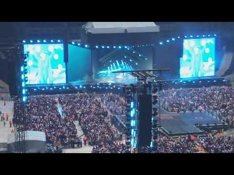 BTS   2 6 19   Wembley   Singularity