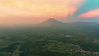 Download lagu Ungu, ST12 , Peterpan, Dewa 19, Ada Band, D'Masiv, Naff, Letto Lagu Hits Tahun 2000an Terpopuler mp3