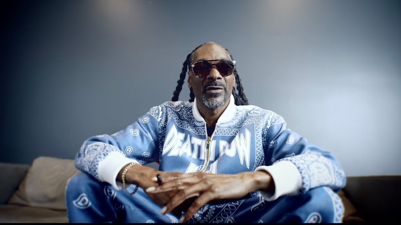 Snoop Dogg - Iz It A Crime? (OFFICIAL MOVIE)
