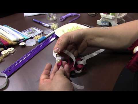 Woman.com 04/09/2014 Valéria Soares - Necklace and bracelet in ribbons