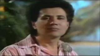 Lucio Battisti canta - Amore mio di provincia - presentato da Paolo Limiti