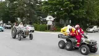 preview picture of video 'Rosseau Fall Fair 2008 Parade'