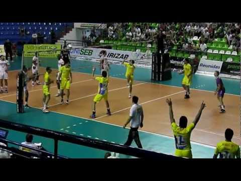 Jairo e Ricardinho levantadores do Volei Futuro 01/09/2012