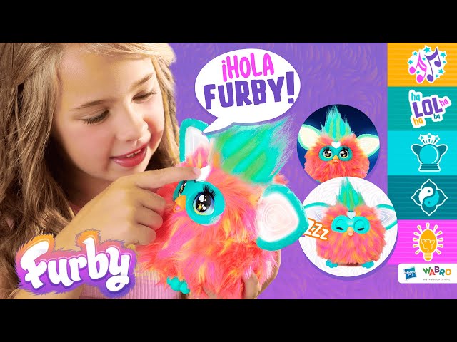 Vídeo relacionado con Hasbro Furby Coral - Juguete Interactivo con Control de Voz para niñas y niños a Partir de 6 años, 15 Accesorios de Moda, Juguete electrónico animatrónico para niños - Versión en italiano