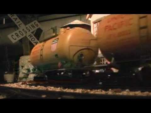 USA trains Alco S4 and beer can tank cars