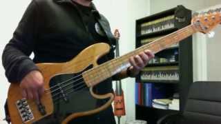 E' Festa - Celebration - PFM - Bass Cover (Ita)