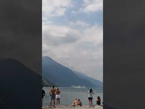 Löschflugzeug Gardasee Torbole 07.2022 Teil 2 #Waldbrand #gardasee #Torbole #camping #löschflugzeug