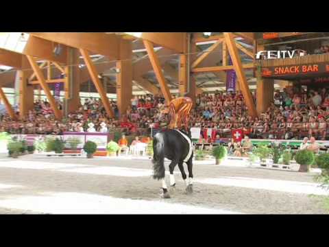 FEI World Vaulting Championships for Seniors 2012 - Le Mans - Joanne Eccles