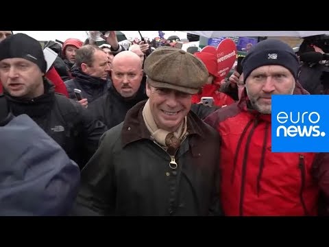 Nigel Farage leads march over 'Brexit betrayal'