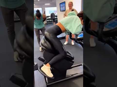 Who can stay up there for one minute!#funny #funnyvideo #fitness #usa #happy