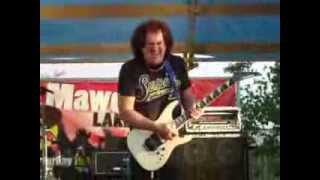 Graham Oliver guitar solo - lead guitarist from Saxon - playing for TREX