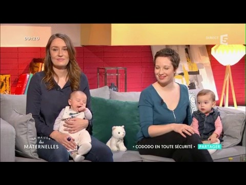Cododo en toute sécurité avec bébé - La Maison des Maternelles - France 5
