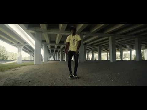 download lagu mp3 mp4 King Cell, download lagu King Cell gratis, unduh video klip King Cell