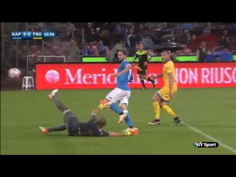 Higuain scores hat-trick to break Serie A scoring record 14/05/2016