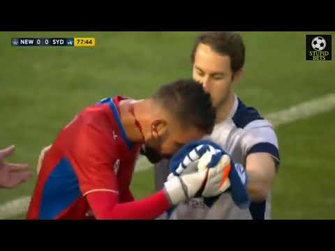 TOP 10 WORST INJURIES TO GOALKEEPERS