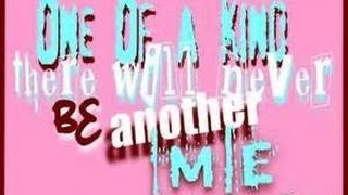 ARTIST LISA Trindade