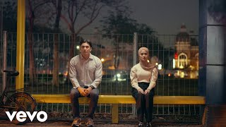 Download lagu Maira - Salah Waktu mp3 Download lagu Maira - Salah Waktu mp3