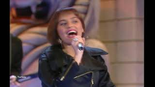 Turkey 🇹🇷 - Eurovision 1991 - Can Uğurluer, Izel Çeliköz &amp; Reyhan Karaca - Iki Dakika