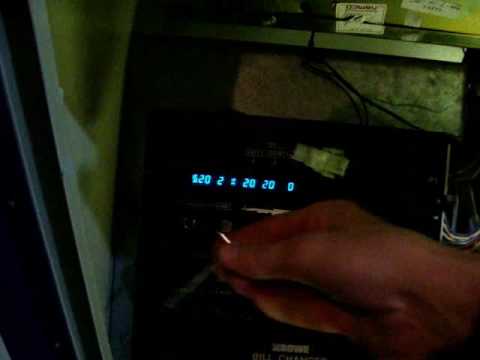 How Shit Works: BC-3500 Bill Changer