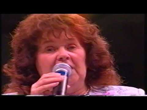 2001-09-11 NQC Tuesday - Singing Cookes