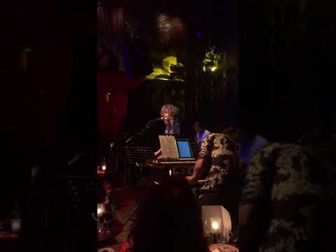 Carolien Borgers - Lilac Wine (live)