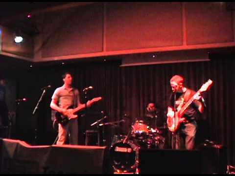 Alpha Ray:  'Beaucoup Lover' live at Humphrey's Backstage Lounge, May 2004