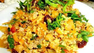 בקלי קלות- קוסקוס חם (ליהי קרויץ - מטבח בקלי קלות) - התמונה מוצגת ישירות מתוך אתר האינטרנט יוטיוב. זכויות היוצרים בתמונה שייכות ליוצרה. קישור קרדיט למקור התוכן נמצא בתוך דף הסרטון