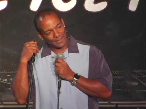 Mexican Neighbors Kevin Jordan (Showtime at the Apollo) Full Stand Up 2007 | ComedyCulture