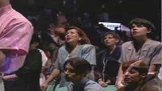 [7-8 de 8] Marcos Witt - Mas el DIOS de Toda Gracia / Santo, Santo, Santo