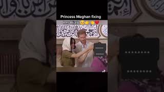 Megan Markle fixes women’s hijab!! (Amazing)🥰