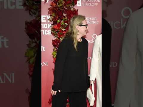 C’mon she’s so elegant 🖤✨🖤 #meryl #merylstreep #fanedit