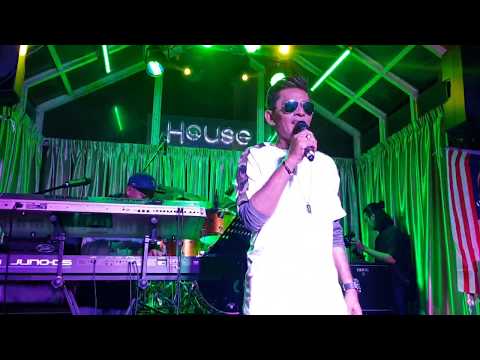 SATU KESAN ABADI,terbaik dari dari saleem iklim menusuk kalbu beb